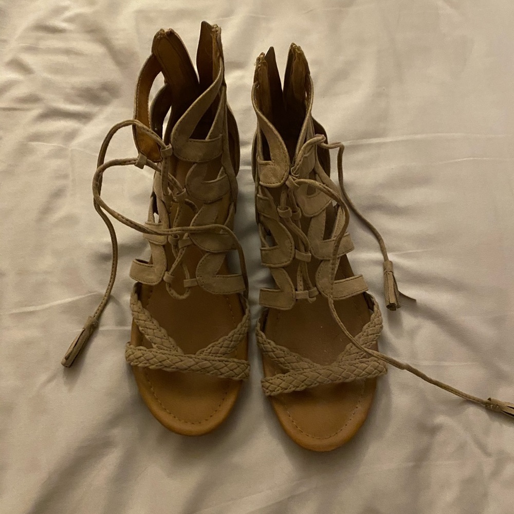 Sonoma Zip Up Sandals